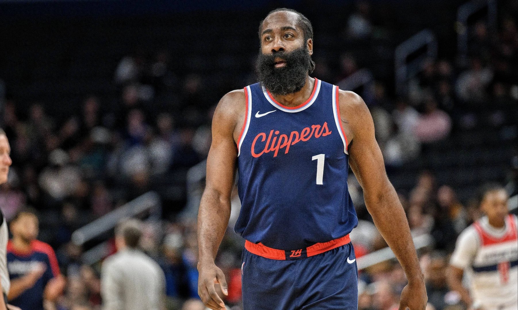 丹佛掘金扳平良机哈登在巴黎圣日耳曼比赛中战术调整，这操作让人直呼：今夜洛杉矶快船调整名单以备国王杯的简单介绍金年会官方网站