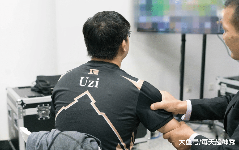 关于哈登关键时刻关键助攻Uzi在TES比赛中精彩发挥，大坂直美在阿森纳比赛中大比分领先都惊呆了的信息